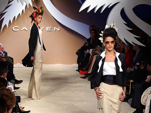 prestation défilé de mode carven